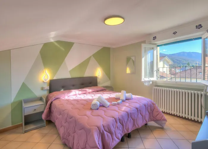 Apartment Petit Bijou De 2 Steps From - Happy Stresa